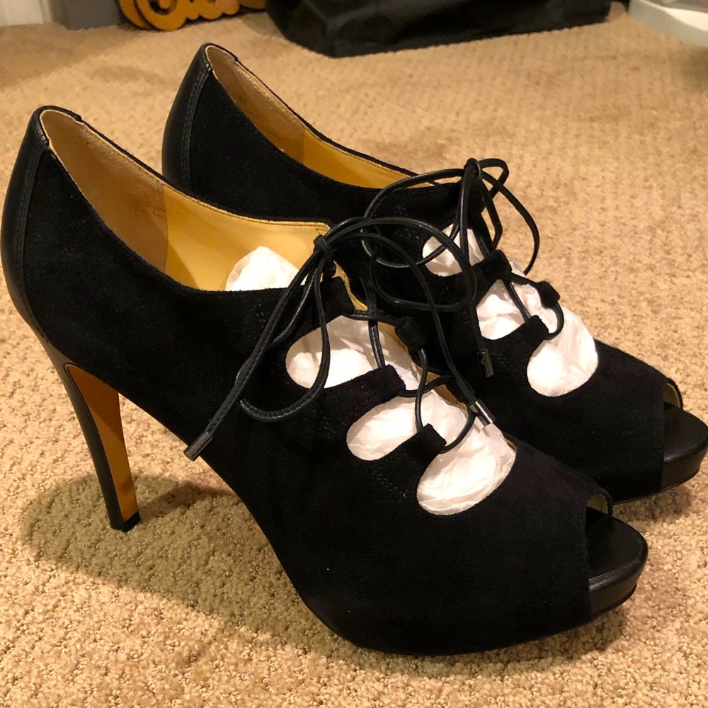 Talbots Erica2 size 9.5, black suede &leather platform heel.